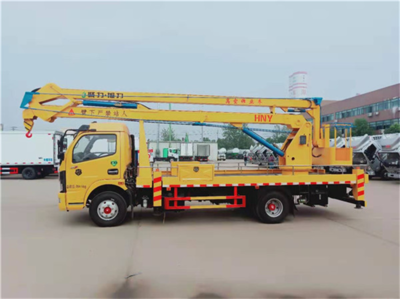 東風(fēng)18米單排折臂高空作業(yè)車(chē) 城市高空作業(yè)的得力助手